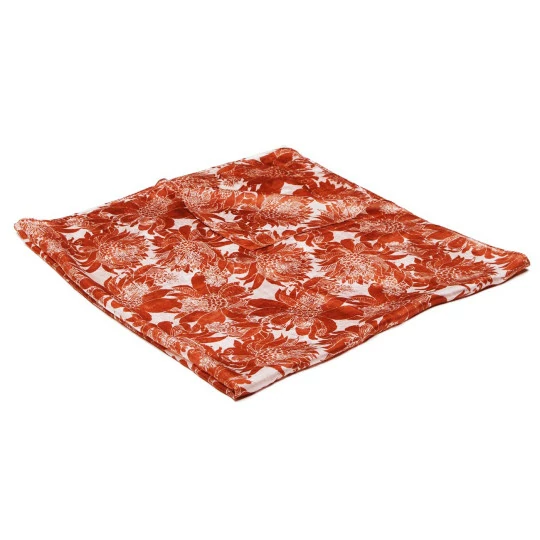 Hedvábný šátek s potiskem...